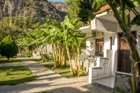 Hotel Riverside Отели в г. Gelisim Mahallesi