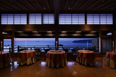 The Hiramatsu Hotels & Resorts Atami Отели рядом с достопримечательностью «Kinomiyajinja»