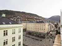 Thon Hotel Bristol, Bergen - Mountain view