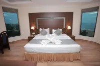 The Quilon Beach Hotel and Convention Center Hotel a Kollam