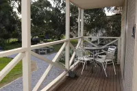 Cape Jervis Holiday Units Hotels in Wirrina Cove