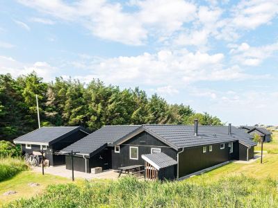 Sprawling Holiday Home in Løkken Near Sea