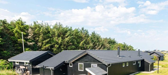 Sprawling Holiday Home in Løkken Near Sea Hotels in Lokken