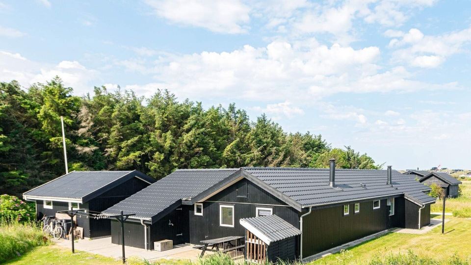 Sprawling Holiday Home in Løkken Near Sea