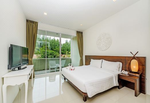 4. 레스프리 드 나..