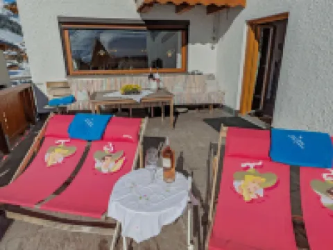 Haus Schrofenstein Hotels in Lech