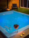 Zlatni Rat Beach Resort - Hot Tub