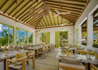 Oblu Xperience Ailafushi - All Inclusive with Free Transfers - petit déjeuner