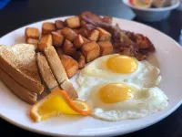 Park West Inn - พร้อมอาหารเช้า
