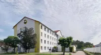 B&B HOTEL Köln-Airport
