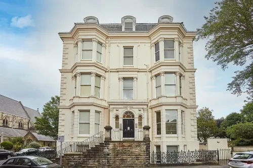 Host & Stay - 15 Easby Hall