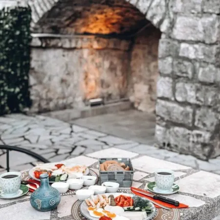 SERENİTA Stone House