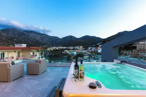 Akrogiali Apartments - con vistas a la montaña