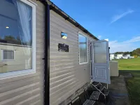 3 Bed-Sleeps 8-Free Parking-5 Min to Beach