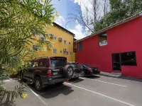Pulse Rooms at Trafalgar Hotels in Kingston