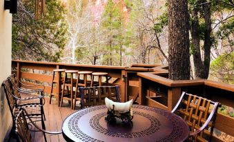 Junipine Resort