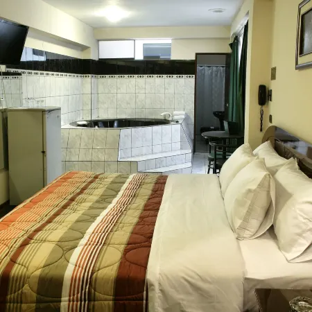 Amara Hotel Отели рядом с достопримечательностью «Стадион «Универсидад Сан Маркос»»