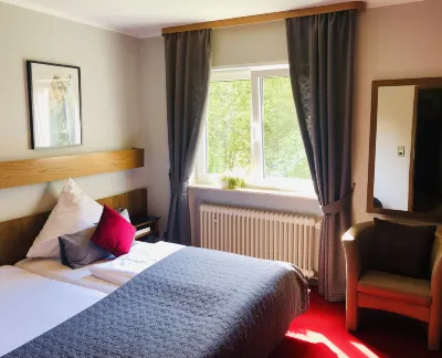 Hotel - Restaurant Berghof Hotels in der Nähe von Schlösschen Alzenau Michelbach