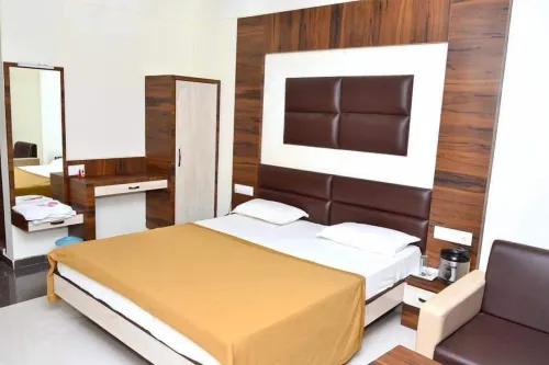 The New Holiday Inn Hotels in Mehsana