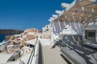 Kaleidoscope Oia Suites