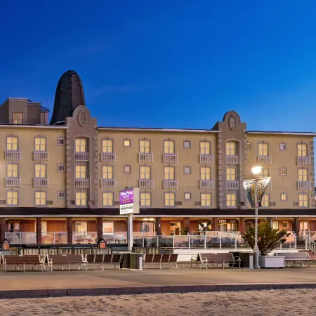 Plim Plaza Hotel