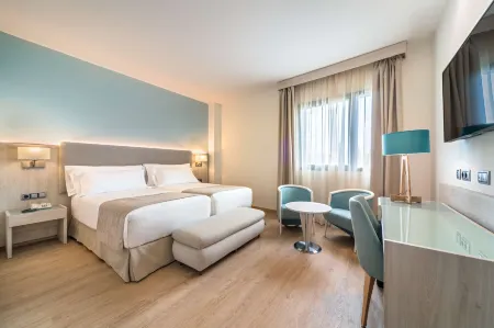 โรงแรม Occidental Sevilla Viapol