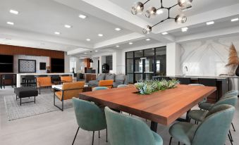 Hill Country Apartments by Landing