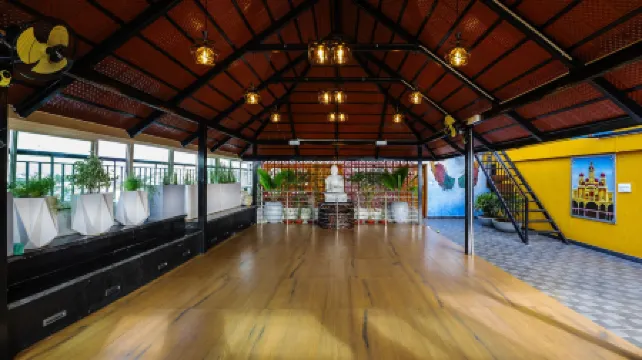 Royal Tusker Luxury Service Apartments