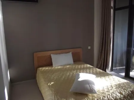 West Terraces Residence No 5 with Seafront - Licensed by Tourism Authority 13516