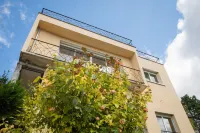 L'Atelier Sur Seine Hotels in Épinay-sur-Seine