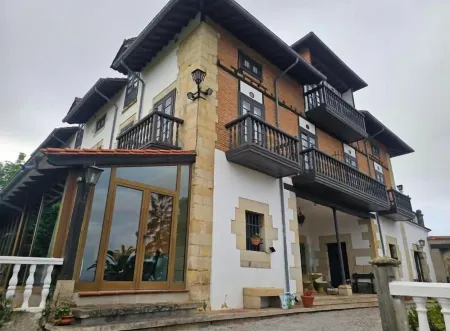 Hotel Palacio la Casona de Cerrazo Отели в г. Саха-Нанса