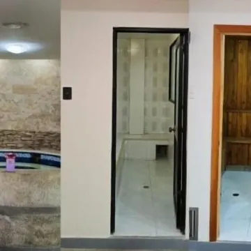 Jomaley , Real Hotel Jomaley