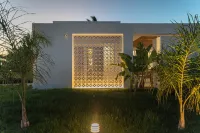 Taf Villas - Beach Resort & Tesla - Villas
