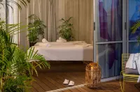 Poli House by Afi Hotels - スパ