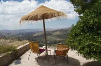 Boutique B&B El Refugio Hotels in Alcaucin