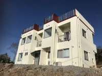 시브리즈 코우리 Nakijin Seaside Camping Grounds 주변 호텔