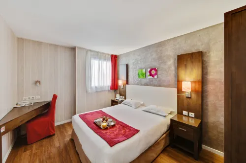 PARIS PACIFIC HOTEL Hotels in Bourg-la-Reine