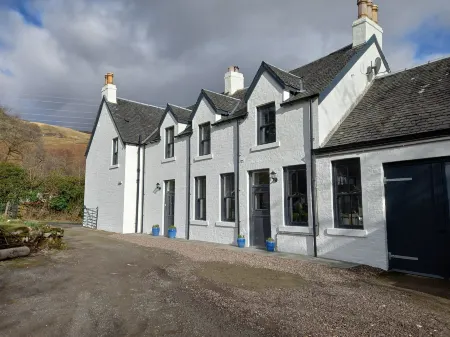 Orchy Bank House Отели в г. Bridge of Orchy