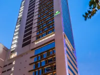 Holiday Inn Express CARTAGENA MANGA by IHG Hôtels à proximité de : Centre olympique