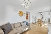 Apartment with garden
