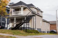 Charming Suites Inspired by Local Landmarks - Cozy Historical Hideaway Hotels in Knox County