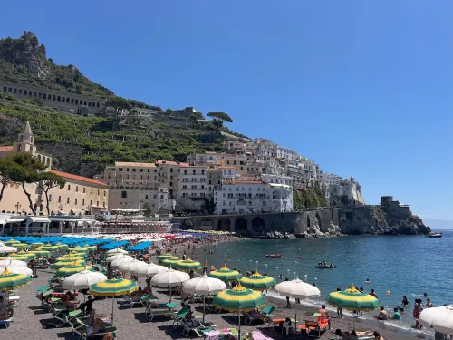 The Anchor of Amalfi, located in the very center of Amalfi, just 30 stairs