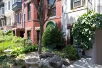 Cozy English Space with Business Speed Wifi - Charming Tranquil Loft Hotels in 