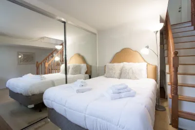 Cozy English Space with Business Speed Wifi - Charming Tranquil Loft 住宿飯店