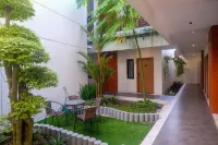 Urbanview Hotel Nardis Living near UMY Hotel di Tamantirto