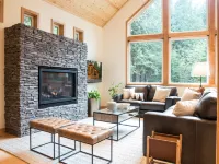 Elegant Chalet with Hot Tub and Gourmet Kitchen - Luxurious Mountain Retreat