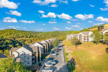 Woodpecker's Tree | Condo in Branson with balcony, pool, tennis, basketball, W/D