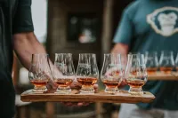 Wine Cellar, Mini Kitchen and Fire Pit Enjoyment - Charming Rustic Loft Hotels in Stonewall