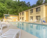 Sleep Inn Bryson City - Cherokee Area - Pools