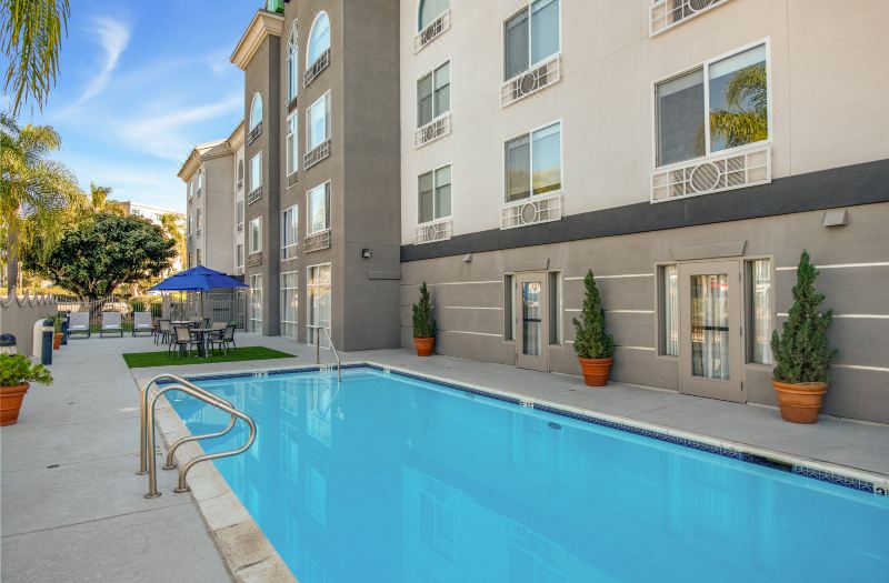 Holiday Inn Express & Suites SAN Diego-Sorrento Valley by IHG photo 5